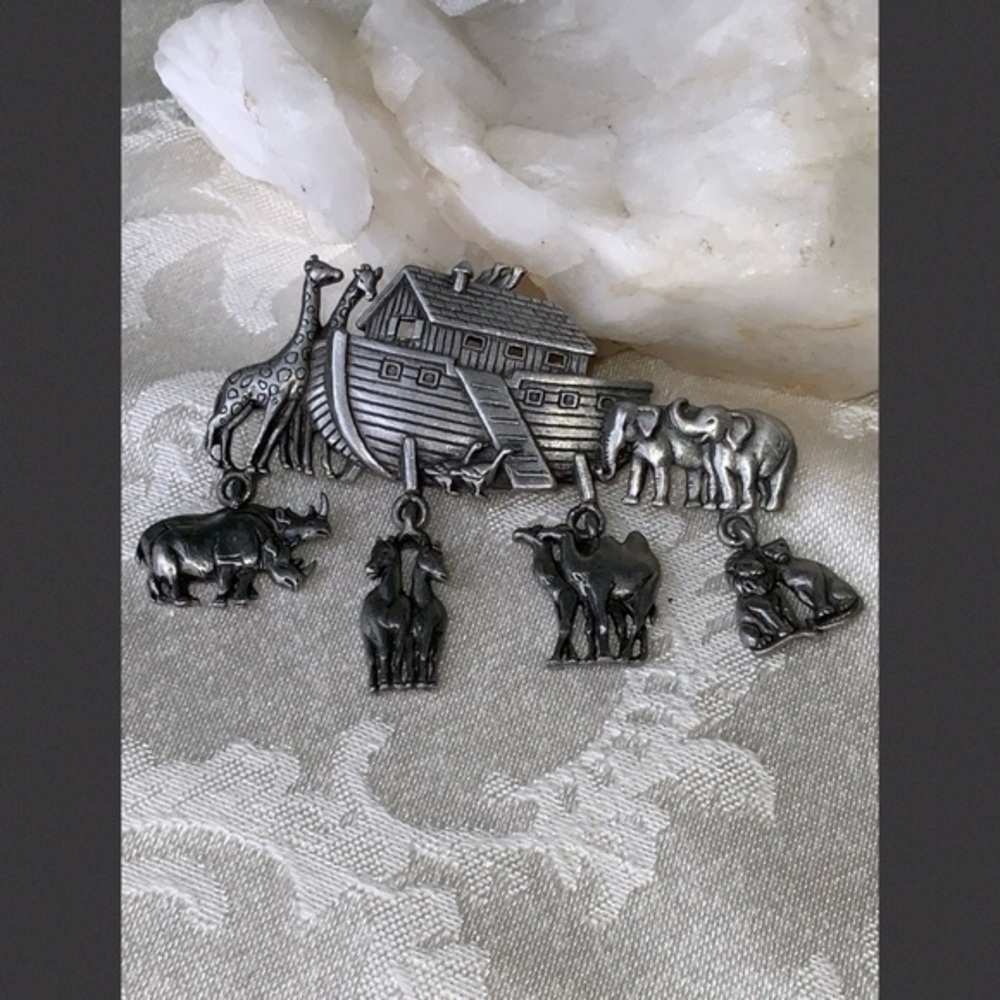 JJ Noah’s Ark Christian Bible Story Pewter Brooch Gift Collectors 3”